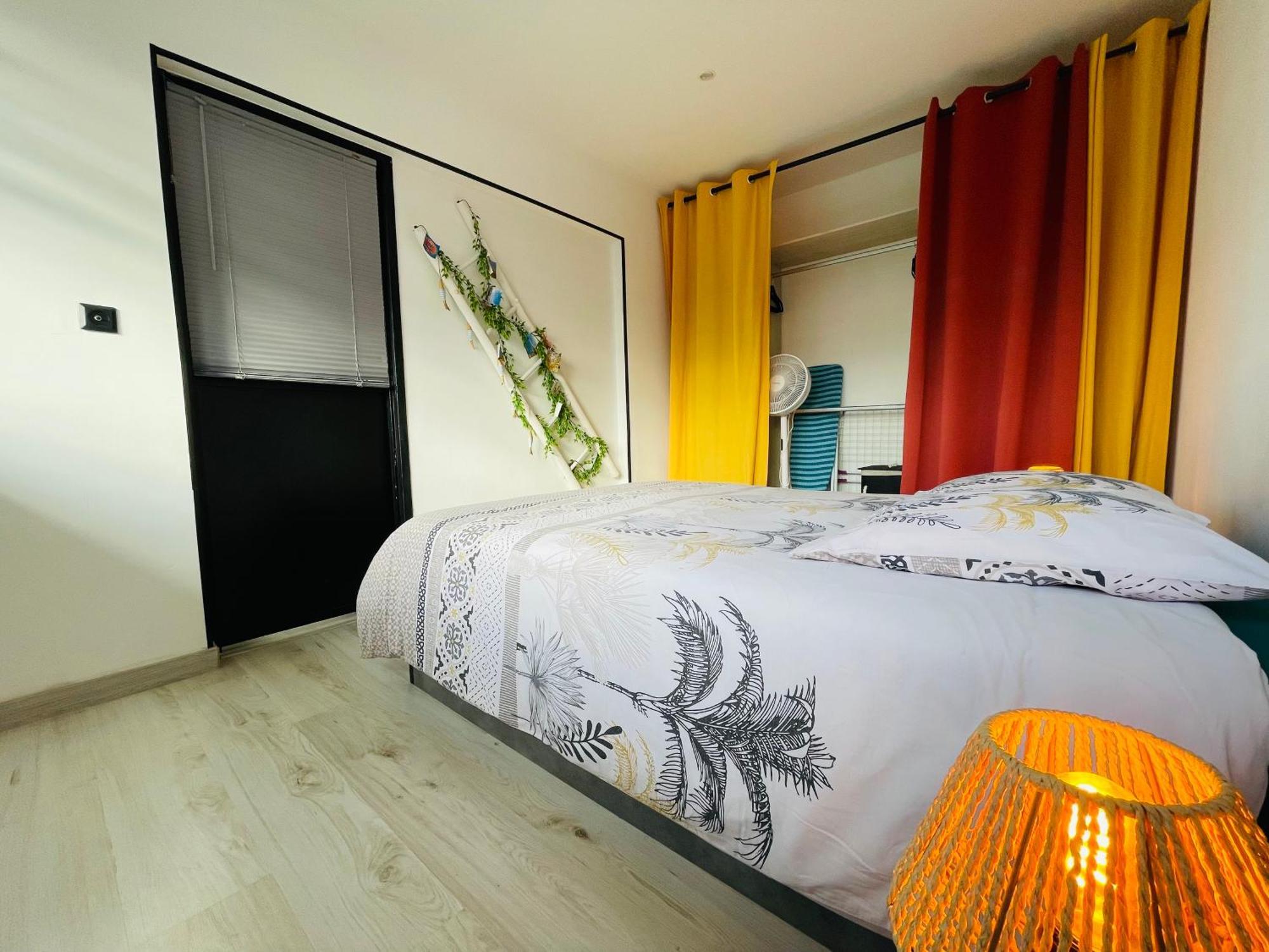 La Brise Marine Apartment Calais Bagian luar foto